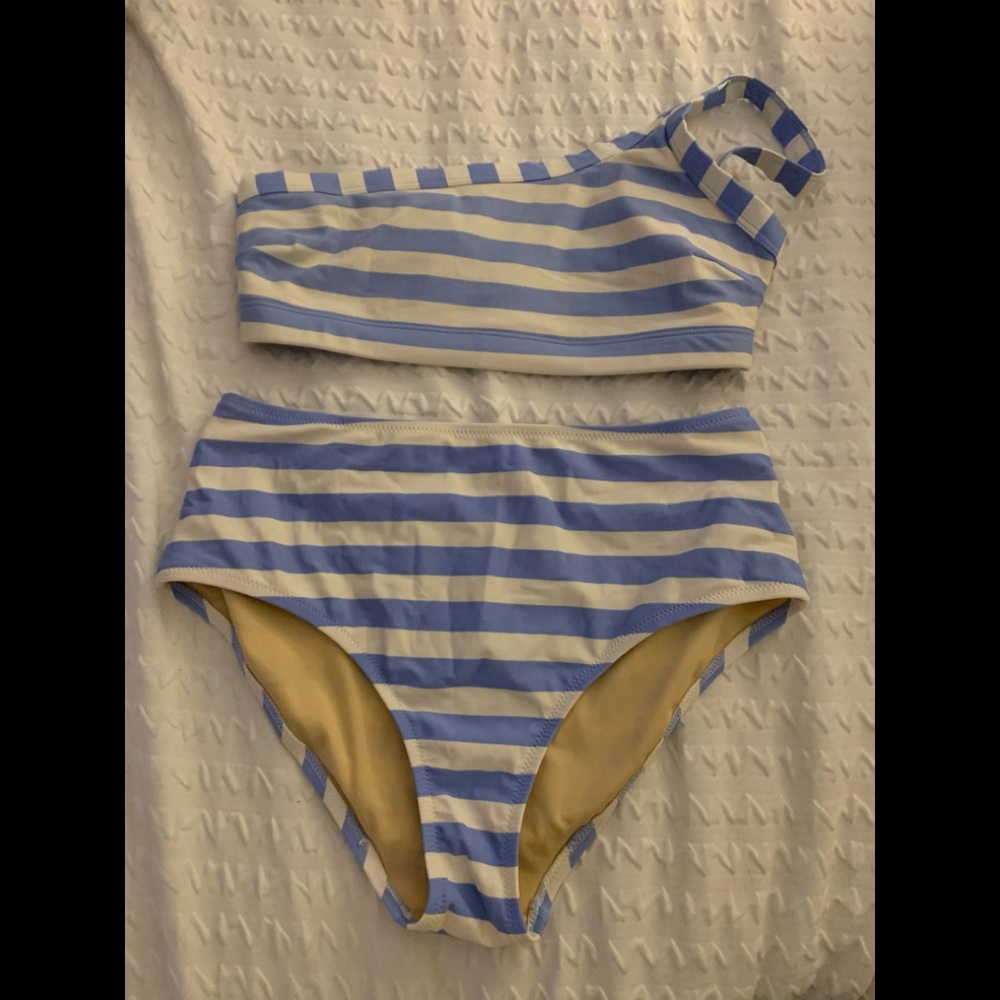 Old navy blue and white high waisted bikini!